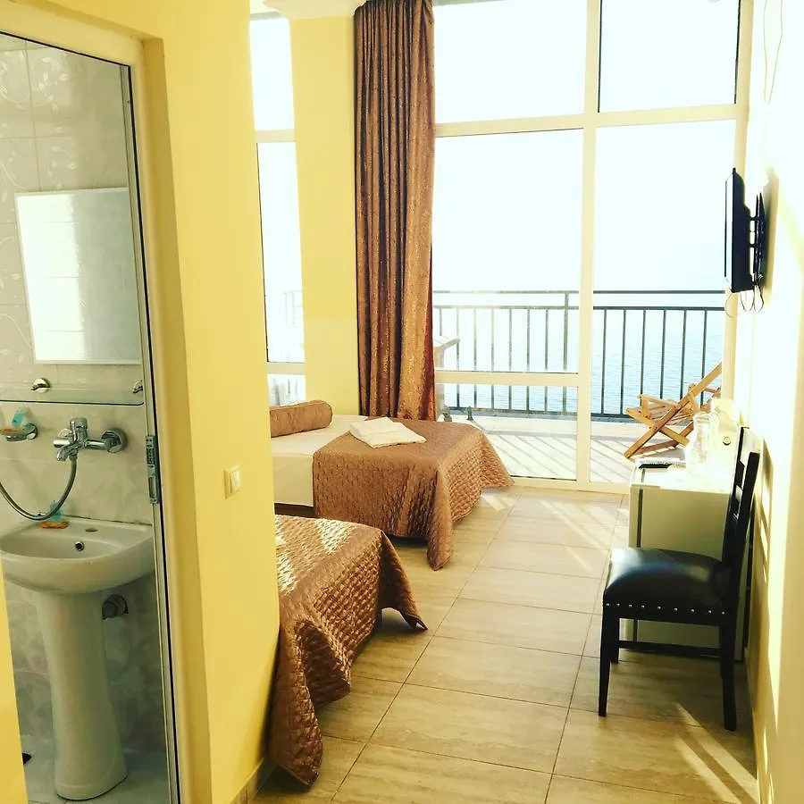 *** Мини-отель Hotel Guesthouse Lola Батуми Грузия